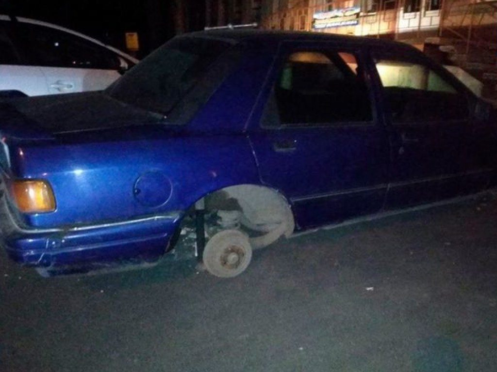 В Черкассах задержали парочку автомобильных грабителей-аматоров (ФОТО)