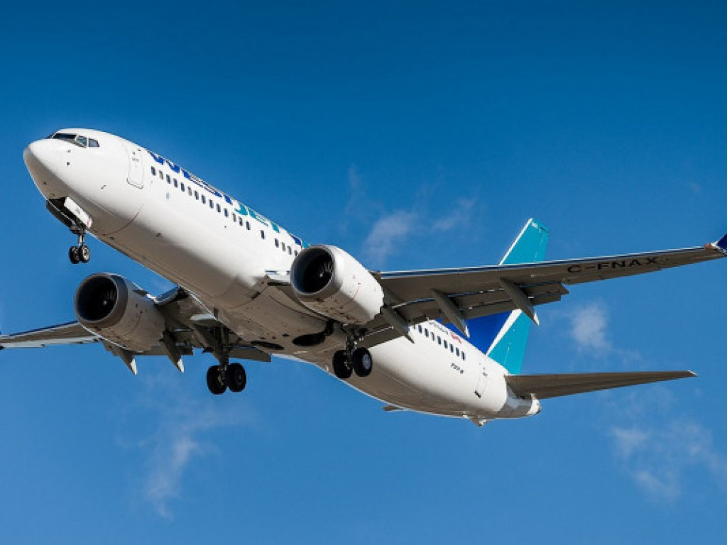 Корпорация Boeing прекратила выпуск самолетов скандальной модели