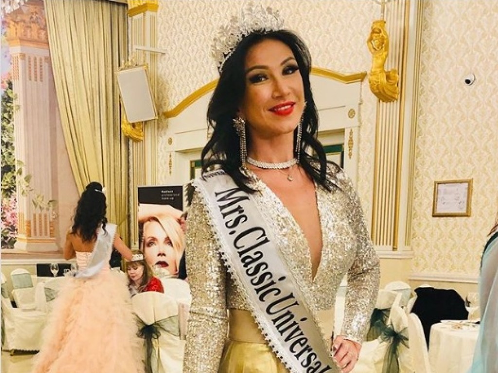 43-летняя гинеколог из РФ стала победительницей конкурса красоты «Миссис Вселенная Классик 2020» (ФОТО)