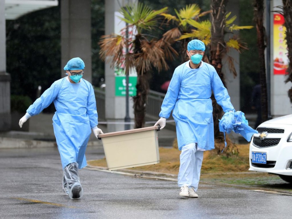 В Израиле госпитализировали женщину с подозрением на коронавирус из Китая – СМИ
