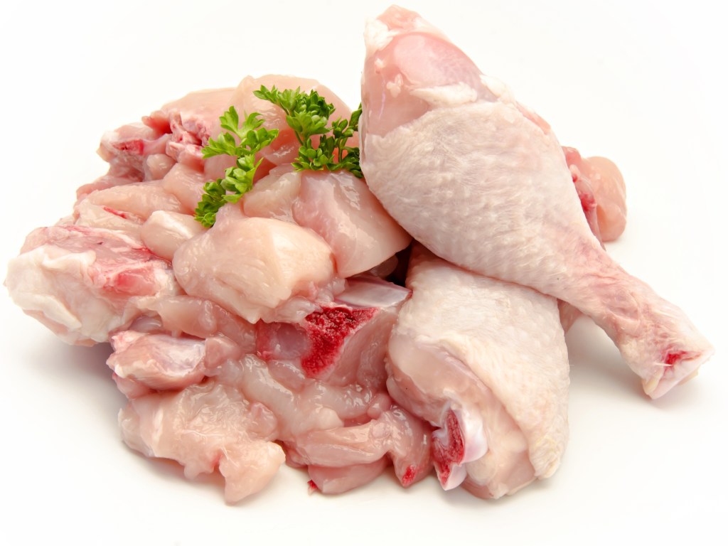 Употребление куриных ножек способствует снижению артериального давления – ученые