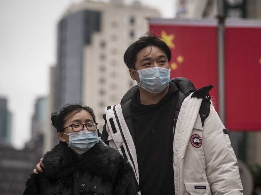 Китайские ученые установили новые способы заражения коронавирусом