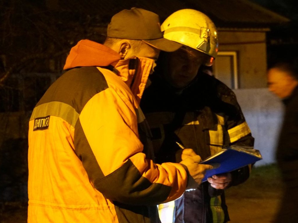В Днепре горела ветеринарная клиника: спасатели провели эвакуацию питомцев (ФОТО)