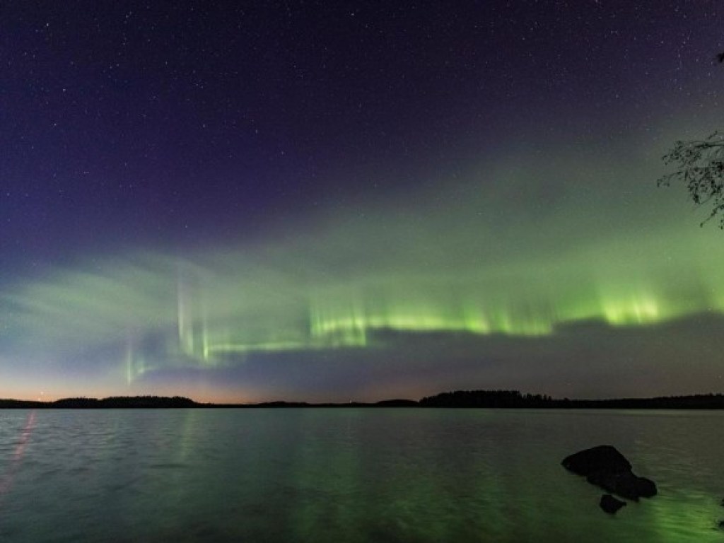 Финские фотографы запечатлели новый вид северного сияния (ФОТО)