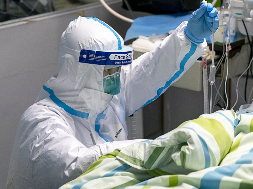 Во Франции уже 5 человек заболели китайским коронавирусом