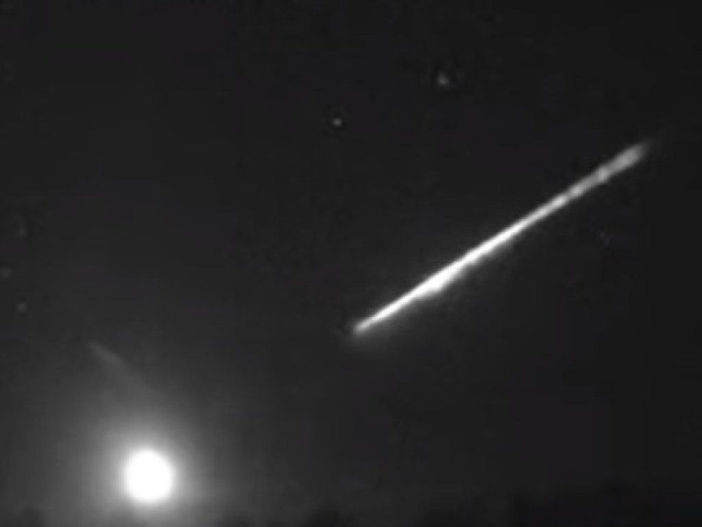 В Испании увидели полет метеора: впечатляющее видео