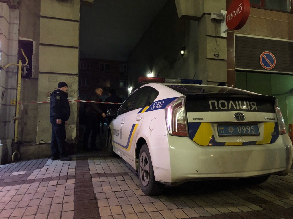 Убийство мужчины в Киеве на Саксаганского: СМИ сообщили о личности жертвы