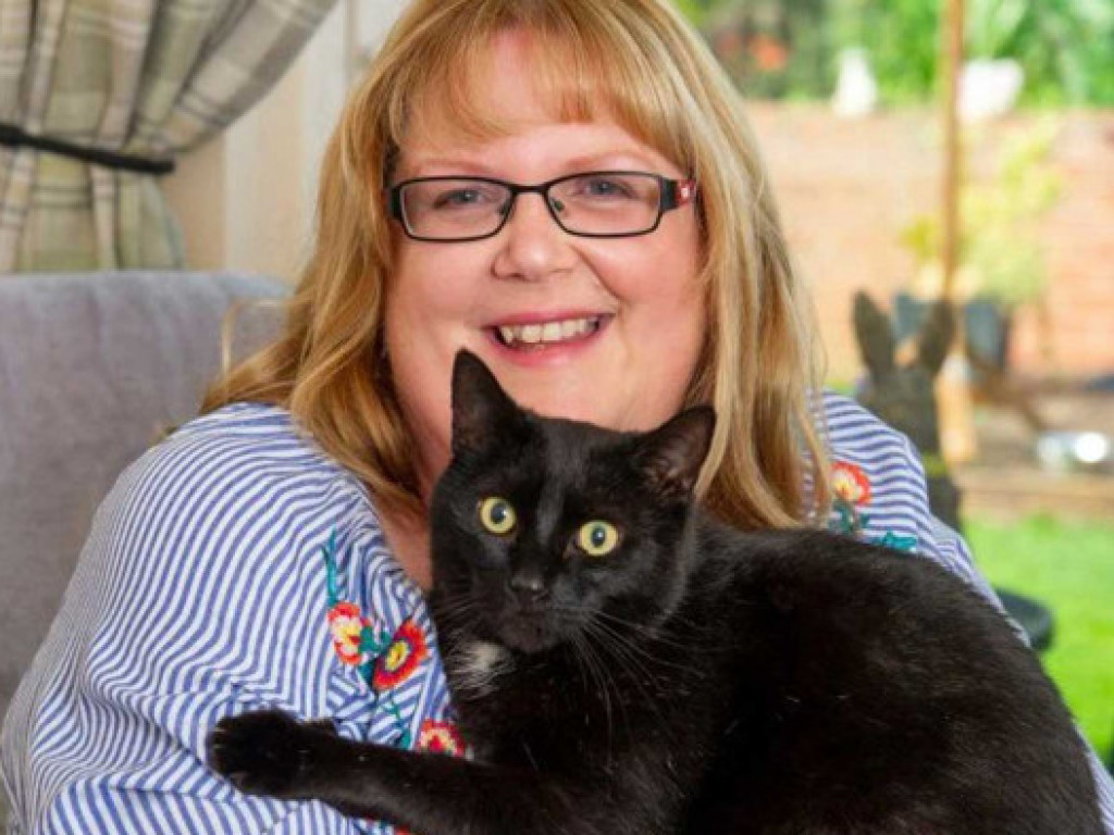 Героический черный кот спас от смерти свою хозяйку более 50 раз (ФОТО)