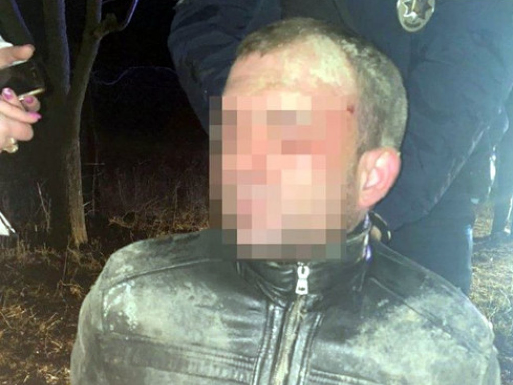 Неравнодушный водитель помог копам задержать пьяного лихача в Николаеве (ФОТО)