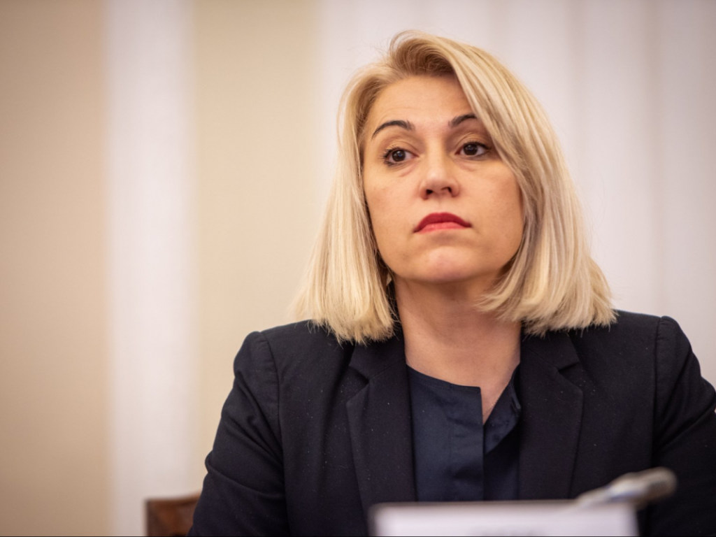 Рада уволила Бабак с должности министра развития громад и территорий Украины