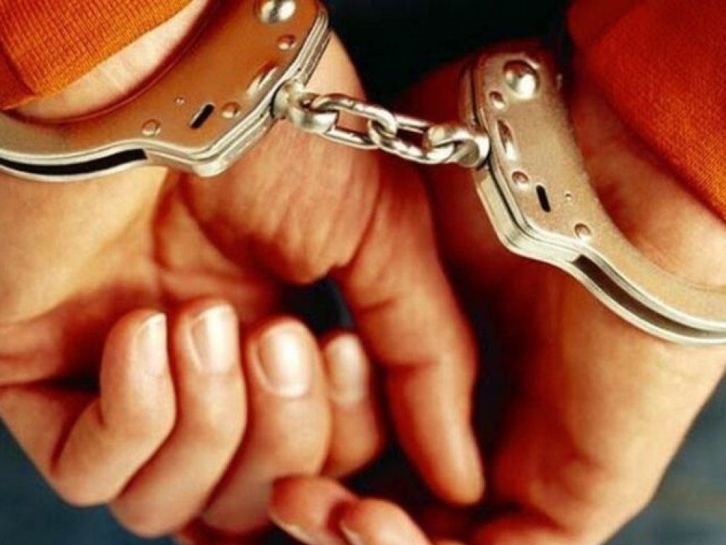 В Черкасской области задержали двух мужчин, которые ограбили школьника