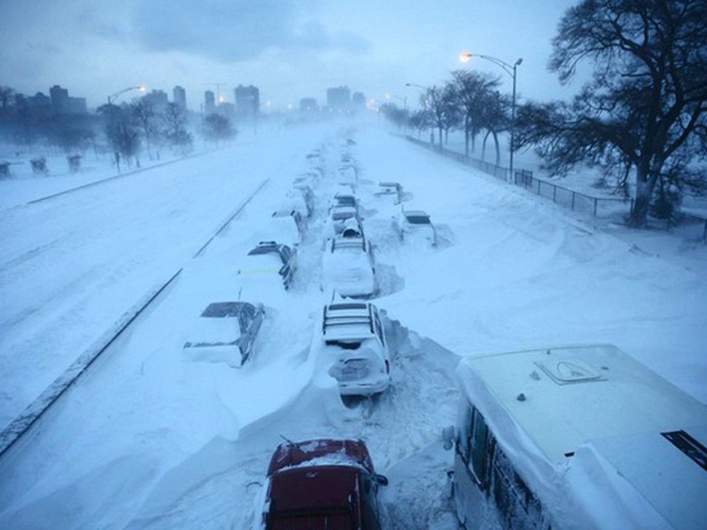 Оперативная расчистка дорог в Киеве в случае мощного снегопада невозможна &#8212; депутат