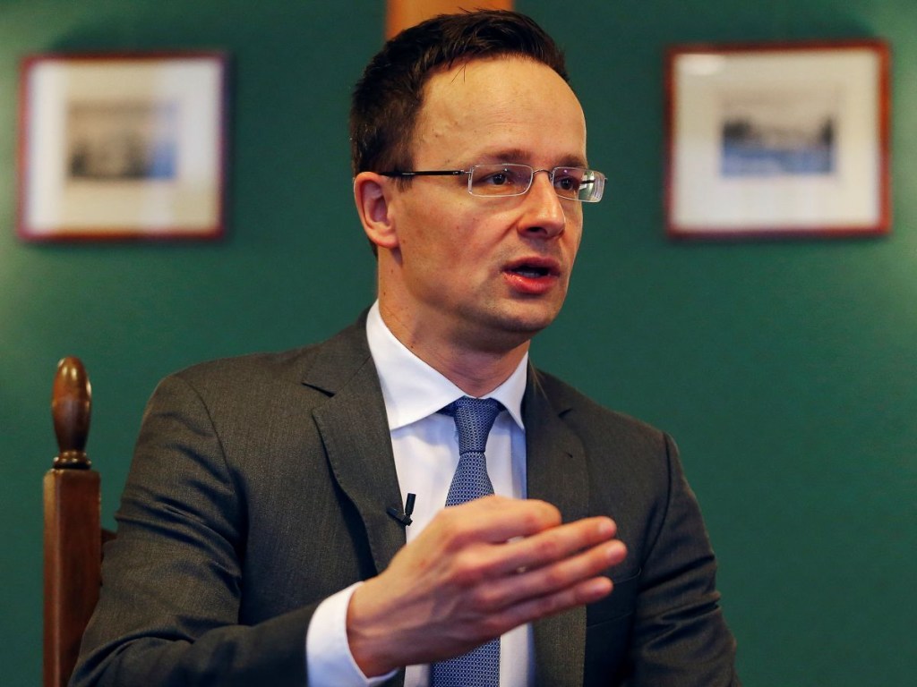 Венгрия сделала украинской стороне два предложения по закону об образовании – Сийярто