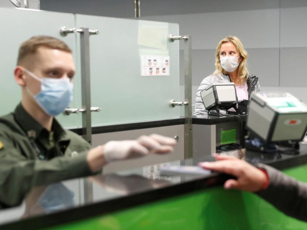 Вспышка китайского коронавируса: В Украине эвакуированных из Хубэя изолируют на 14 дней