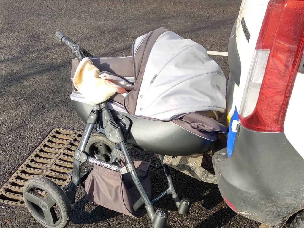 ЗАЗ сбил в Энергодаре коляску с грудничком: горе-водителя арестовали