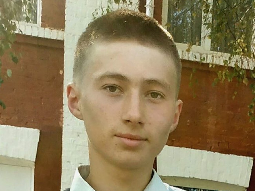 Из школы-интерната в Черкасской области сбежал парень с психическими расстройствами (ФОТО)