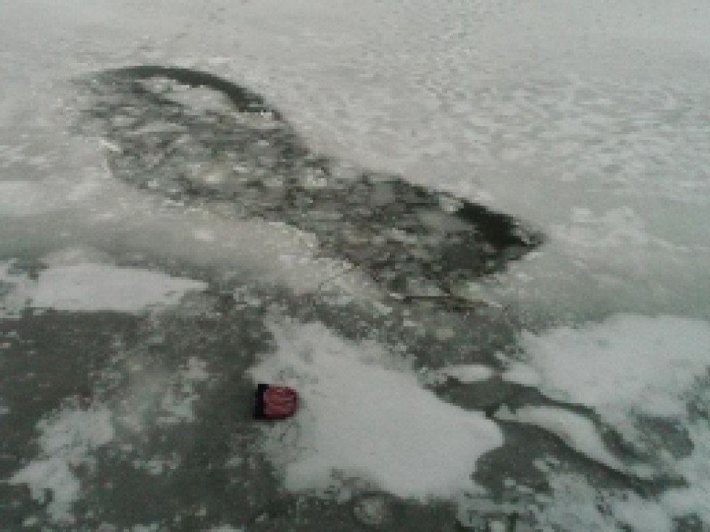 Трагедия под Запорожьем: под лед провалились трое пятилетних детей