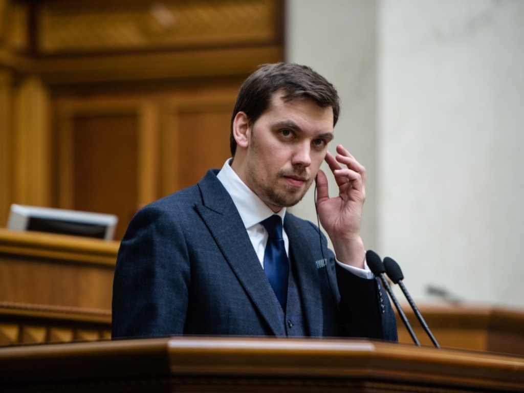 Эксперт: Последней каплей для отставки Богдана стал скандал с прослушкой Гончарука