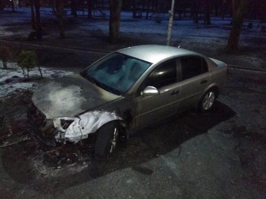 В Черкассах вспыхнула лековушка Opel (ФОТО)