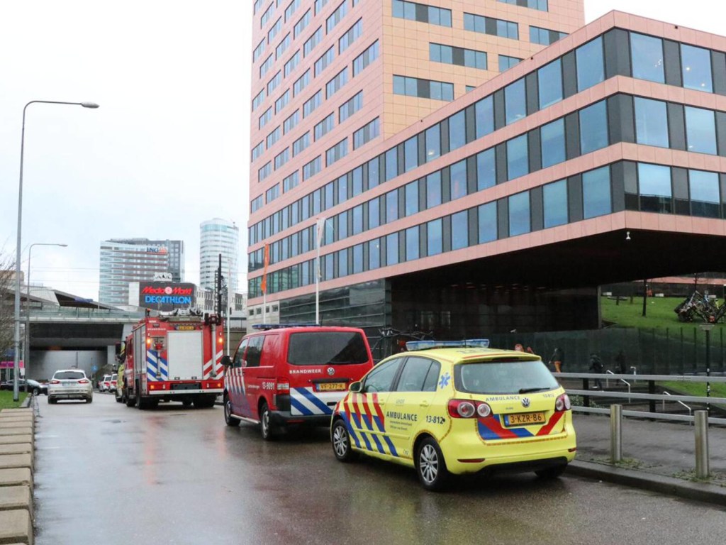 «Опасные посылки»: в Амстердаме снова прогремел взрыв, пострадал человек