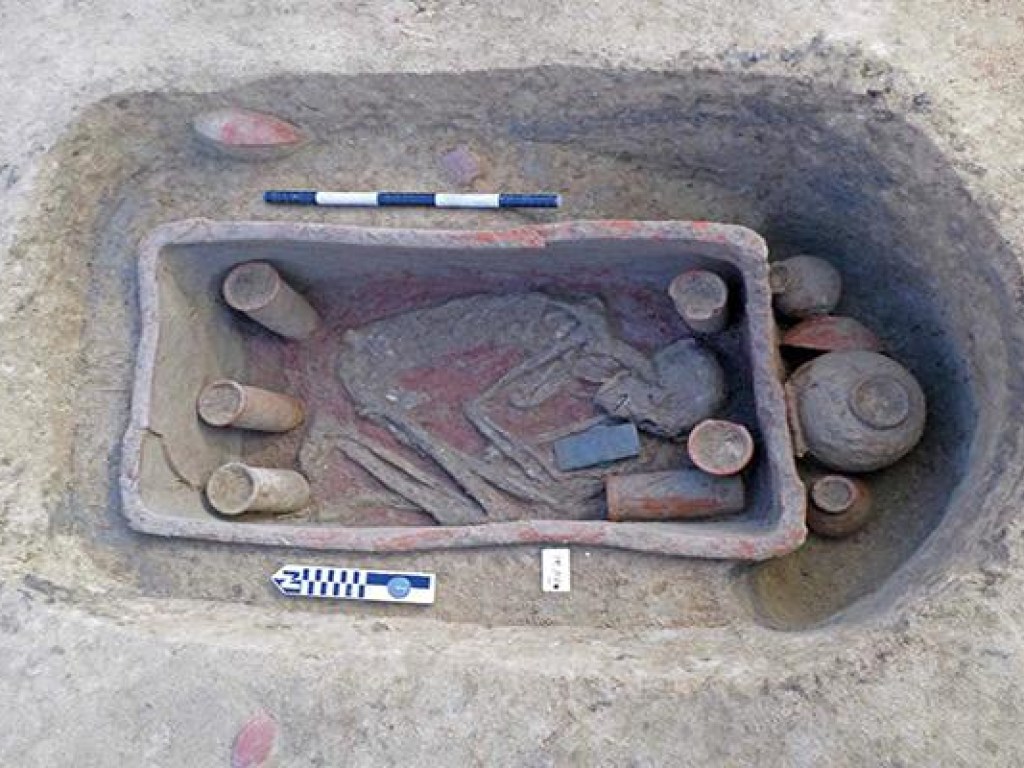 В Египте археологи обнаружили 83 древних захоронения (ФОТО)