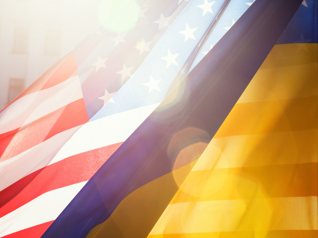 В Украину отправились сенаторы США: проведут встречу с Зеленским