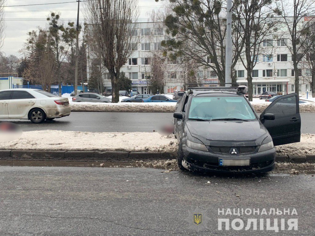 В Харькове на пешеходном переходе «Mitsubishi» насмерть сбил двух пешеходов (ФОТО)