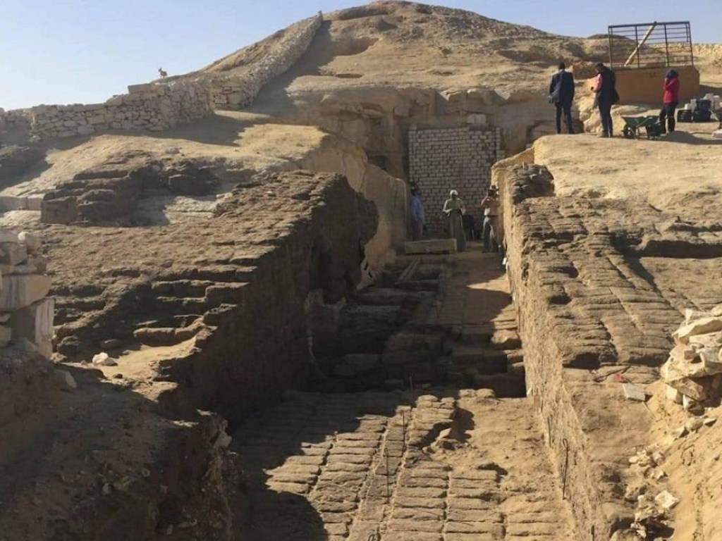Египетские археологи обнаружили следы цивилизации, которая существовала до фараонов (ФОТО)