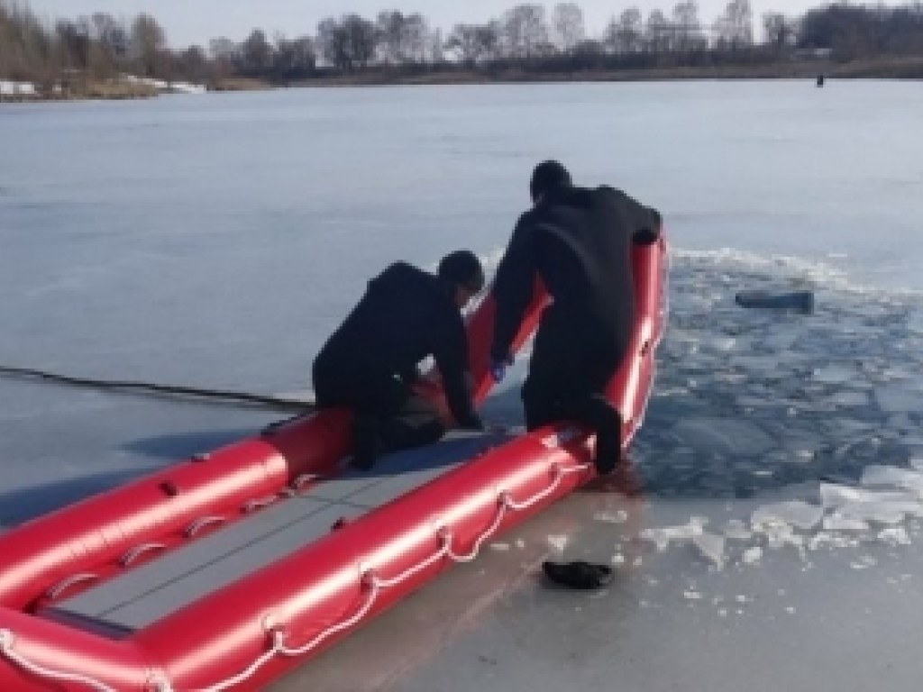 В Харьковской области 69-летний рыбак провалился под лед