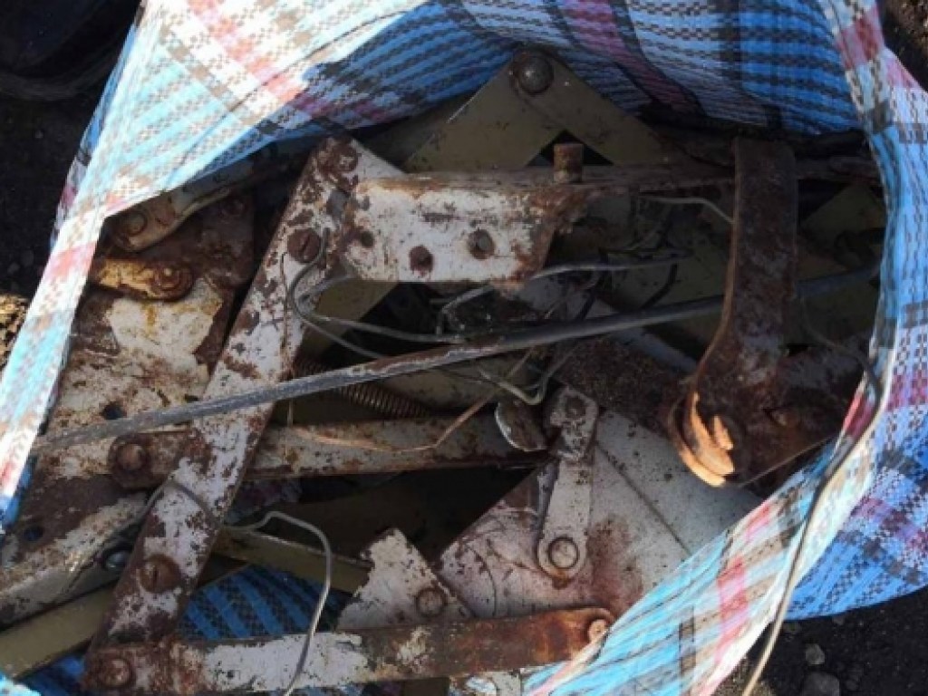 Житель Мелитополя превратил свой дом в «металлобазу» (ФОТО)
