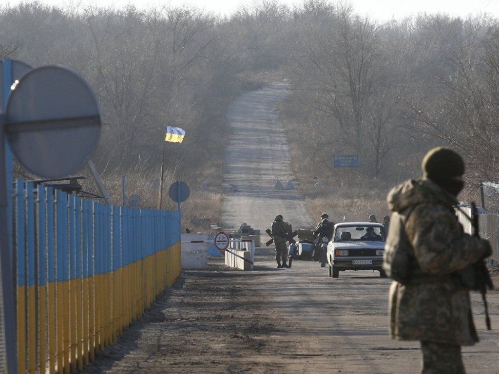 В обострении на Луганщине можно увидеть больше политики &#8212; эксперт