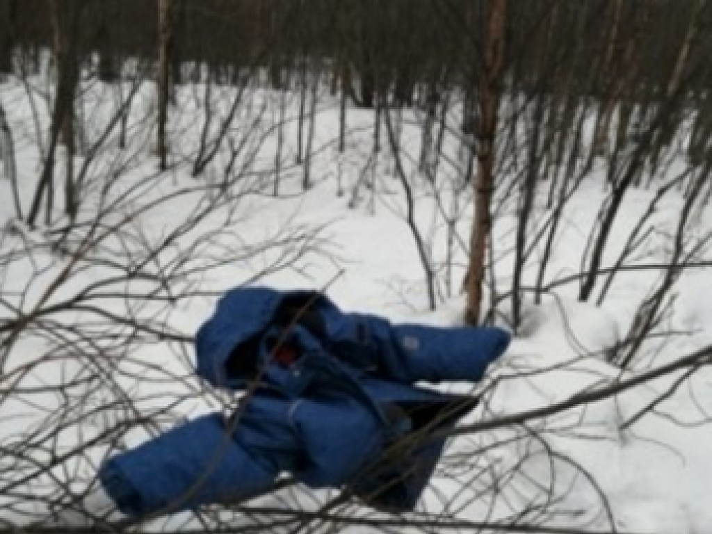 Подросток сильно избил 11-летнего мальчика и закопал его в снегу