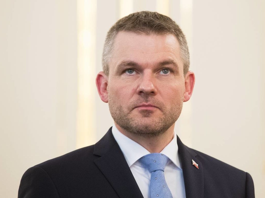 В Словакии за неделю перед выборами внезапно заболел премьер-министр