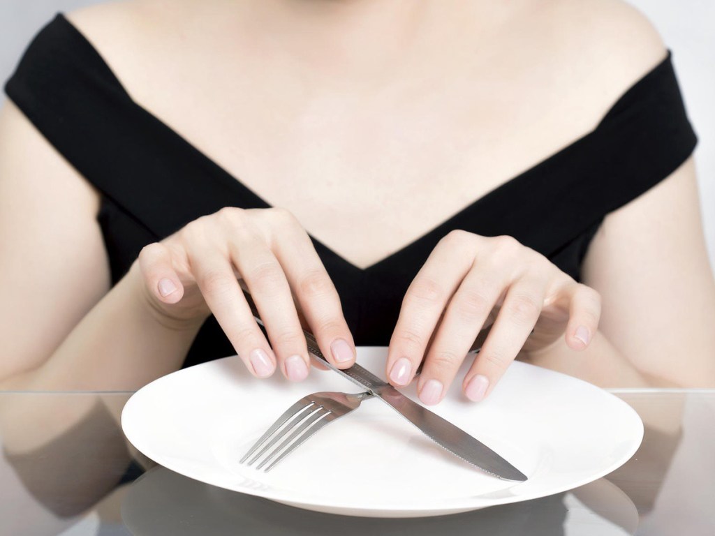 «Тренд на отказ от еды»: голодание ради похудения может закончиться плачевно &#8212; диетологи