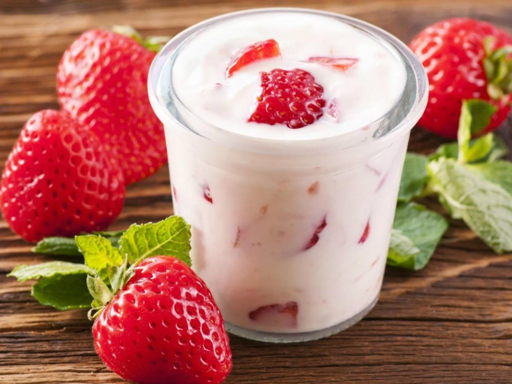 Американские врачи выяснили пользу употребления йогурта для сильного пола