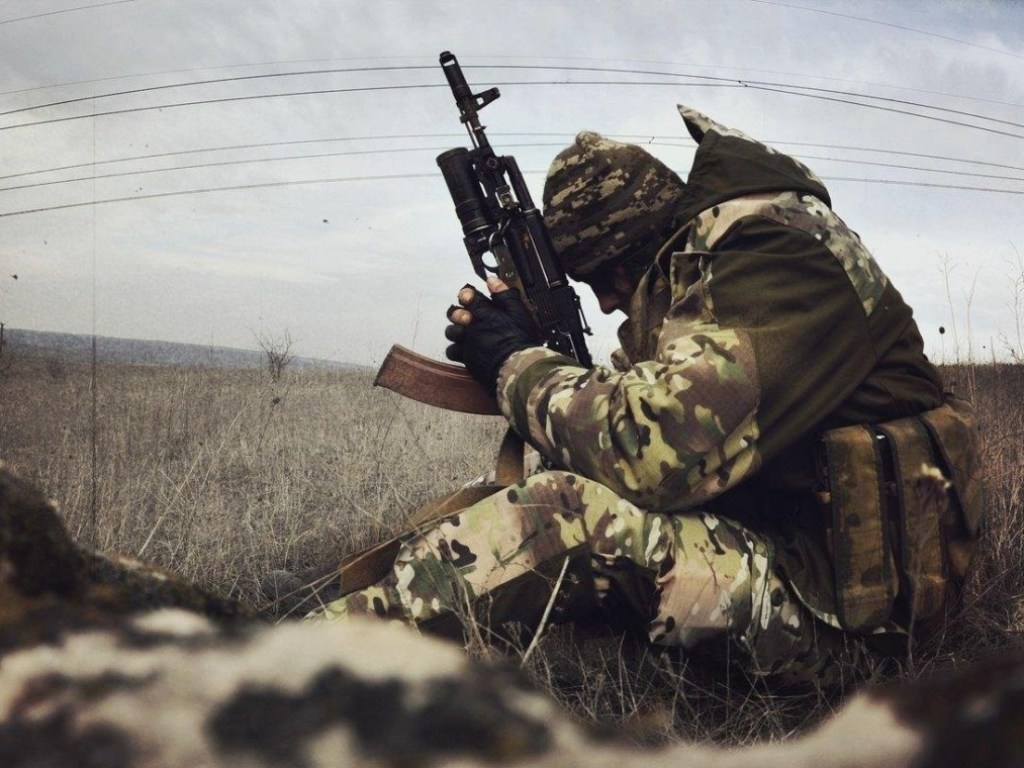 Сутки на Донбассе: 5 обстрелов, потерь нет