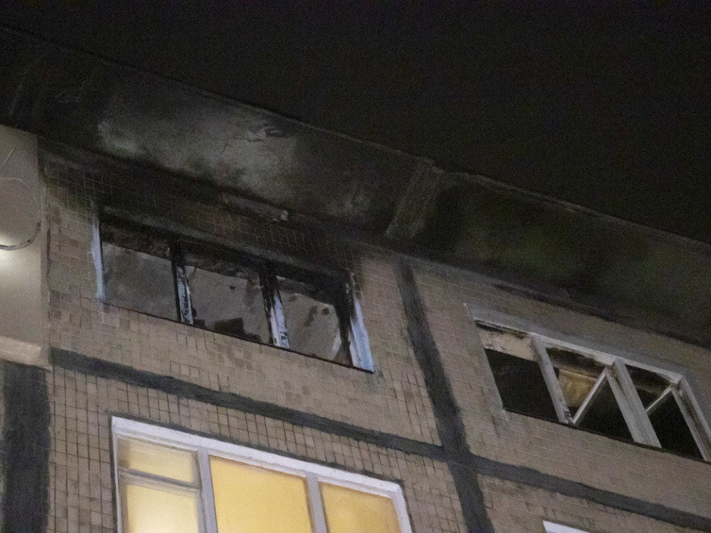 Житель Киева поджег квартиру с соседом внутри и сбежал (ФОТО, ВИДЕО)