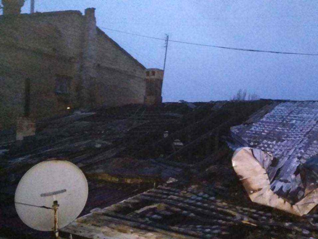 В Одессе горел одноэтажный дом: спасатели провели эвакуацию (ФОТО)
