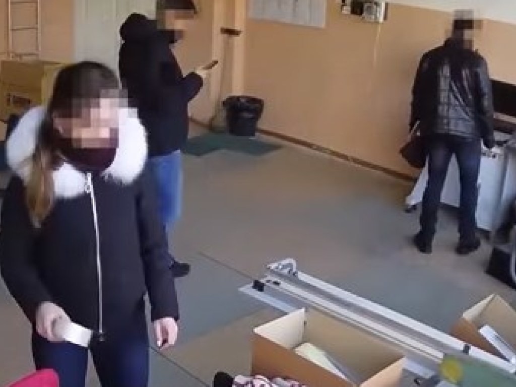В Одесской области наказали 4 полицейских, которые ограбили слепых (ФОТО,ВИДЕО)