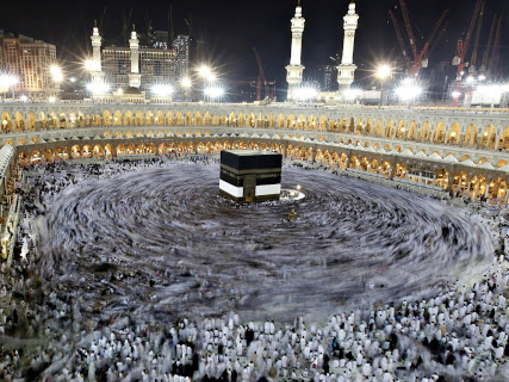 Арабский аналитик объяснил, почему коронавирус не сможет сорвать паломничества мусульман в Мекку