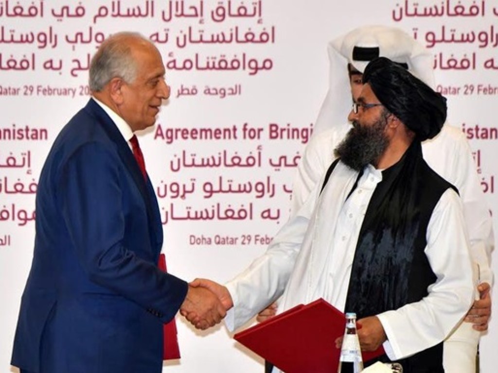 Представители США подписали договор о мире с «Талибаном» (ФОТО)