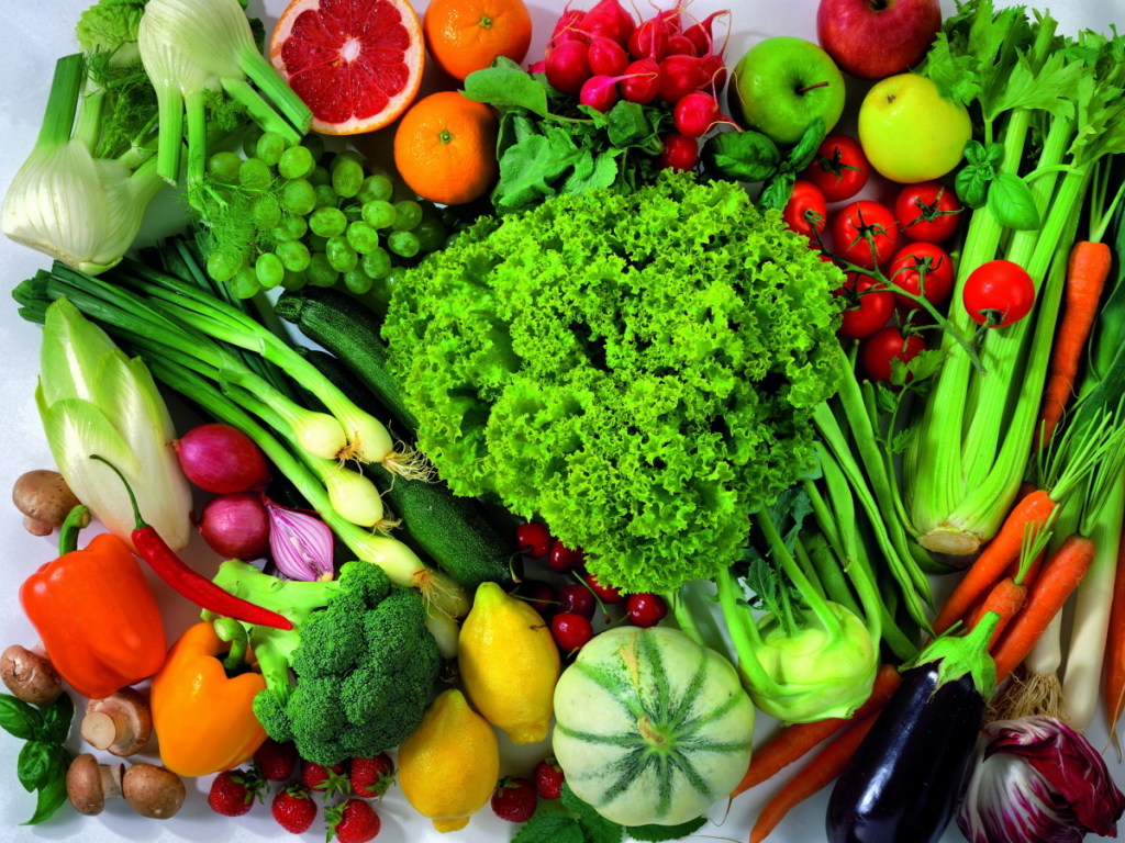 Сколько овощей и фруктов должно быть в ежедневном рационе: ответ эксперта