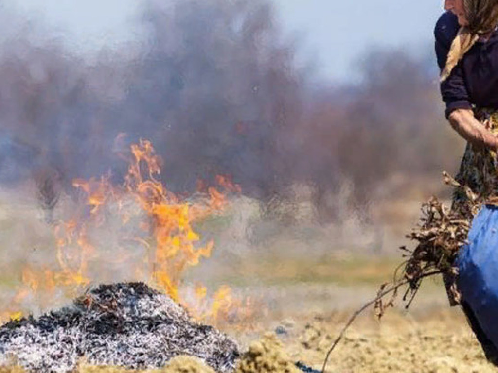 Пенсионерка из Николаевской области получила серьезные ожоги во время сжигания мусора во дворе