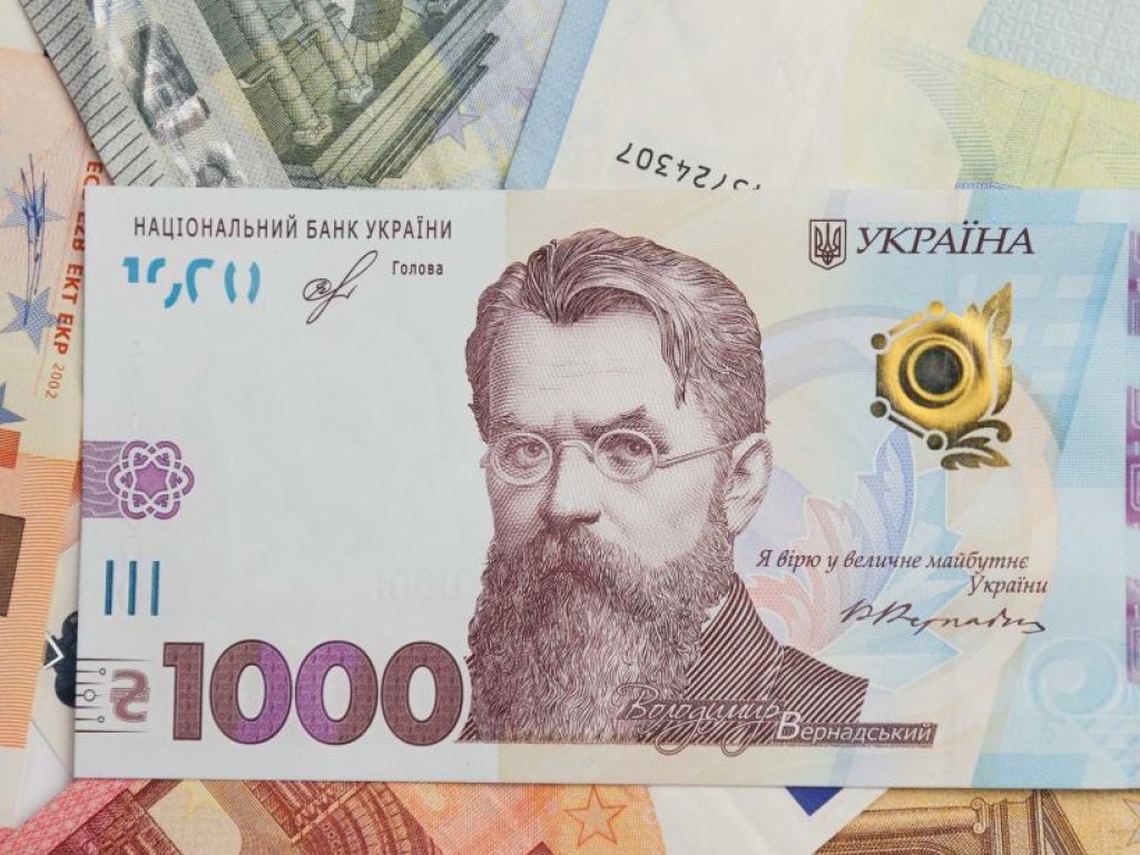 В Черкассах мошенницы выманили у мужчины 20 тысяч гривен