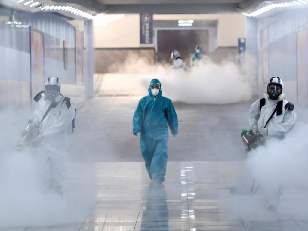 Эпидемия коронавируса идет на спад: Власти Уханя закрыли временную больницу
