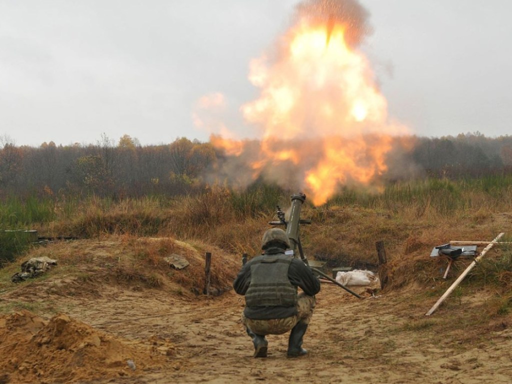 Сутки на Донбассе: 6 обстрелов, четверо раненых, без потерь