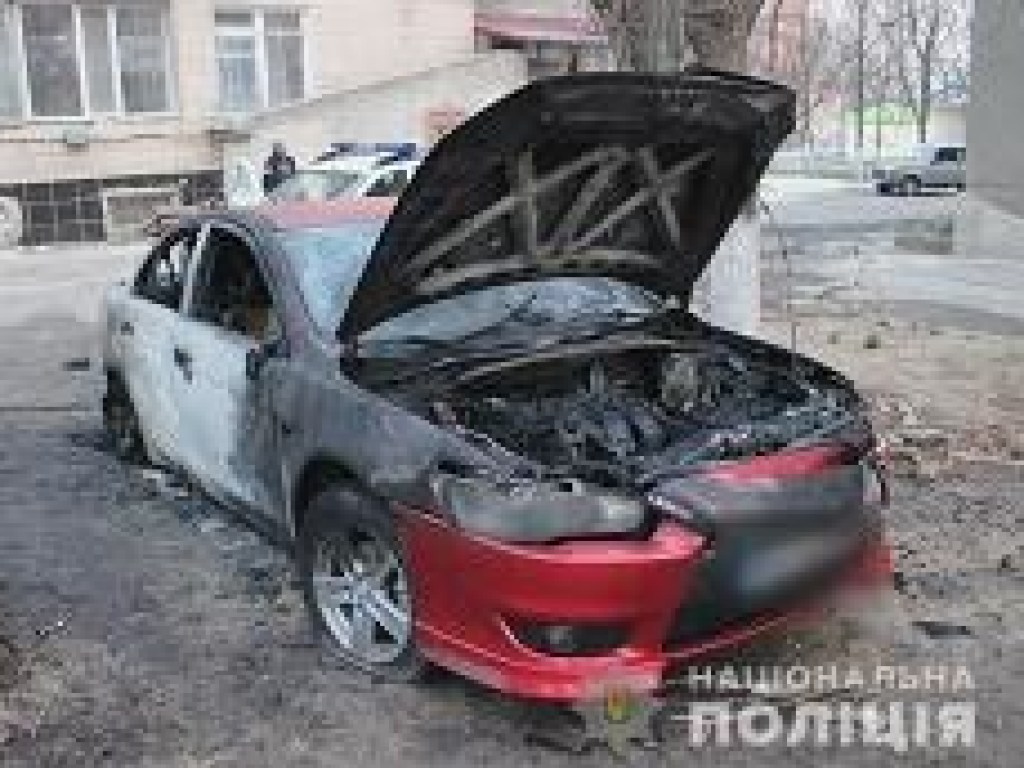 В Одесской области подожгли машину прокурора (ФОТО)