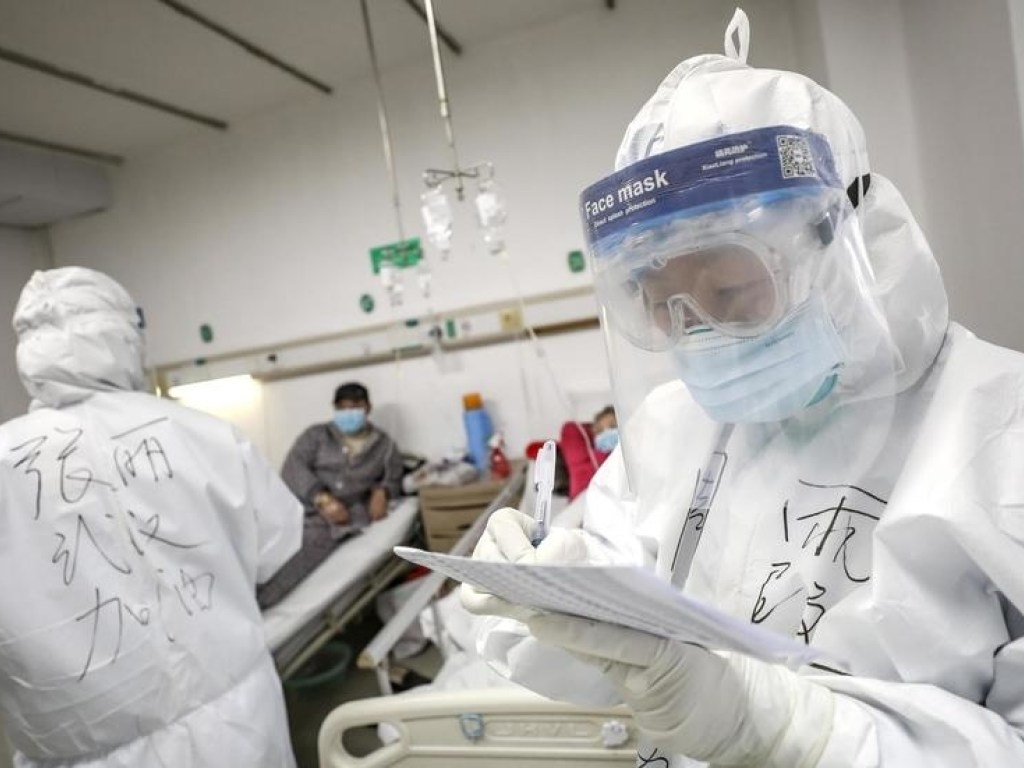 Лондонская лаборатория подтвердила коронавирус у жителя Черновцов