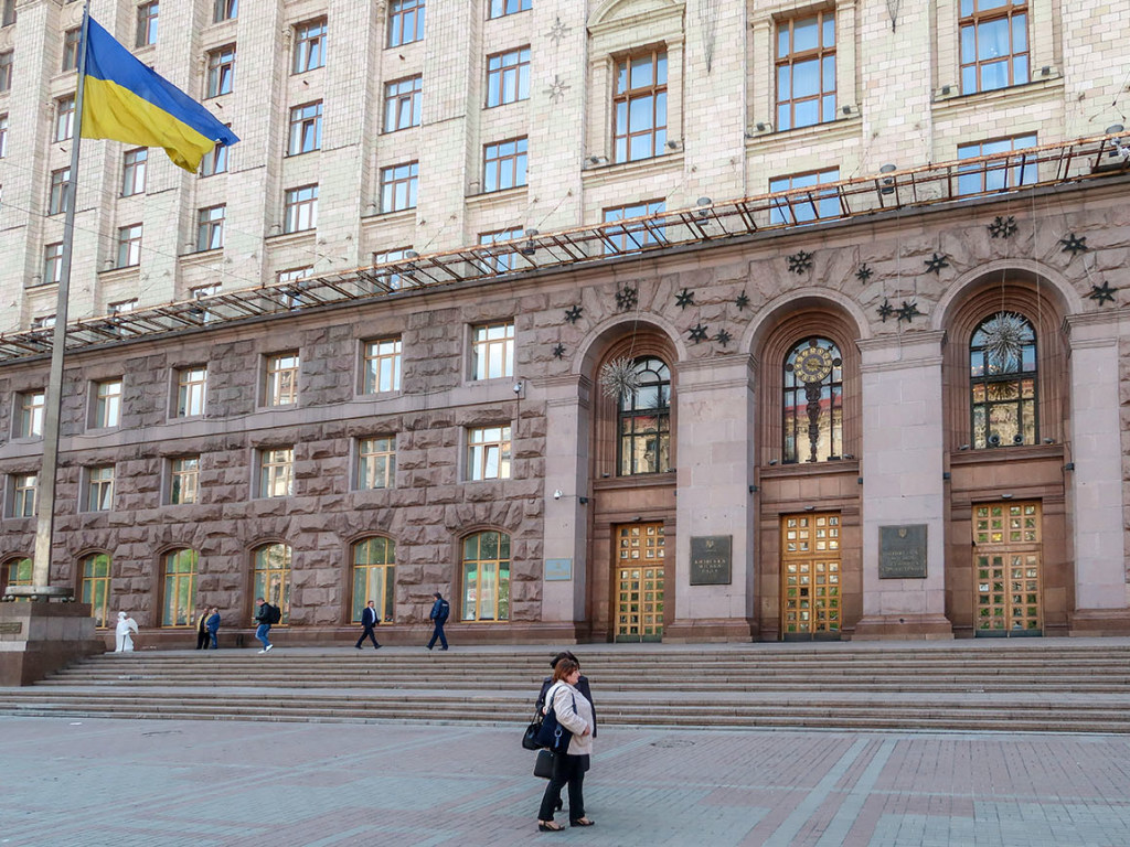 Киевгорсовет лишил посольство РФ трех участков в Киеве на Подоле