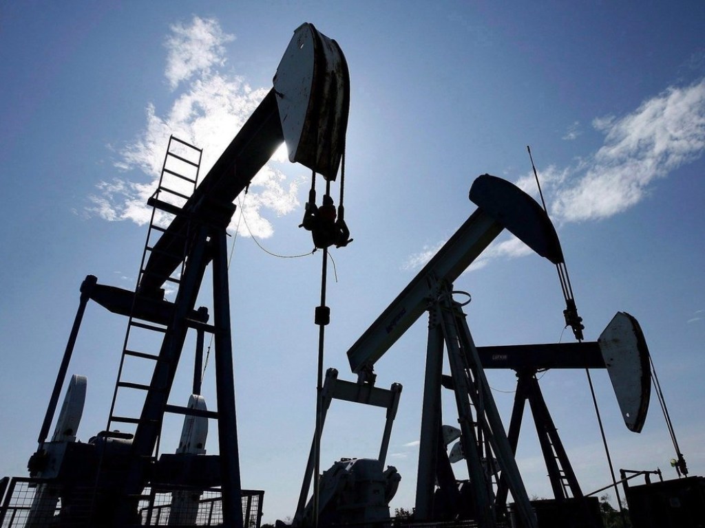 Экономист прокомментировал обвал мировых цен на нефть